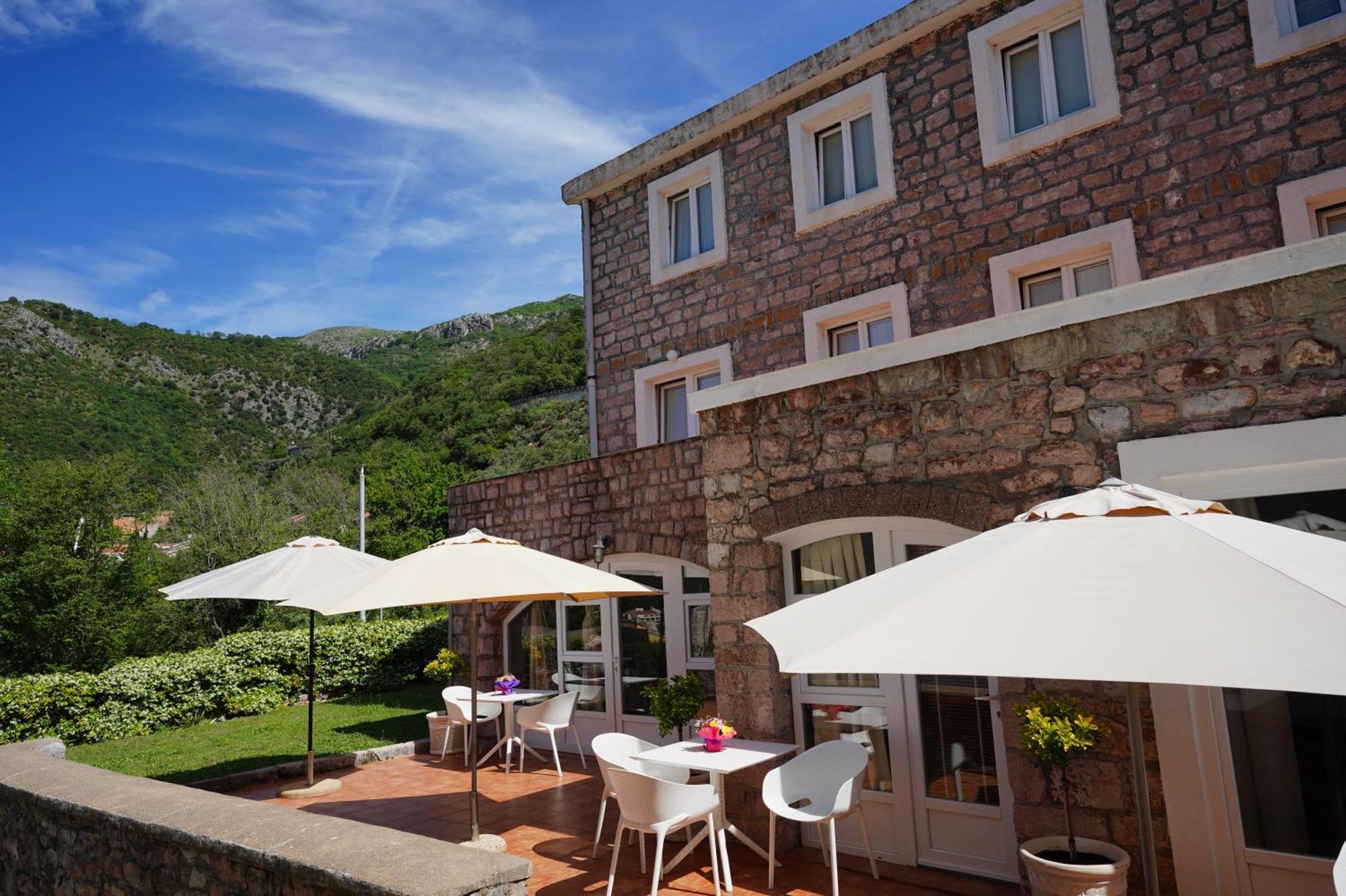 Apartments Pavlovic Petrovac Kültér fotó