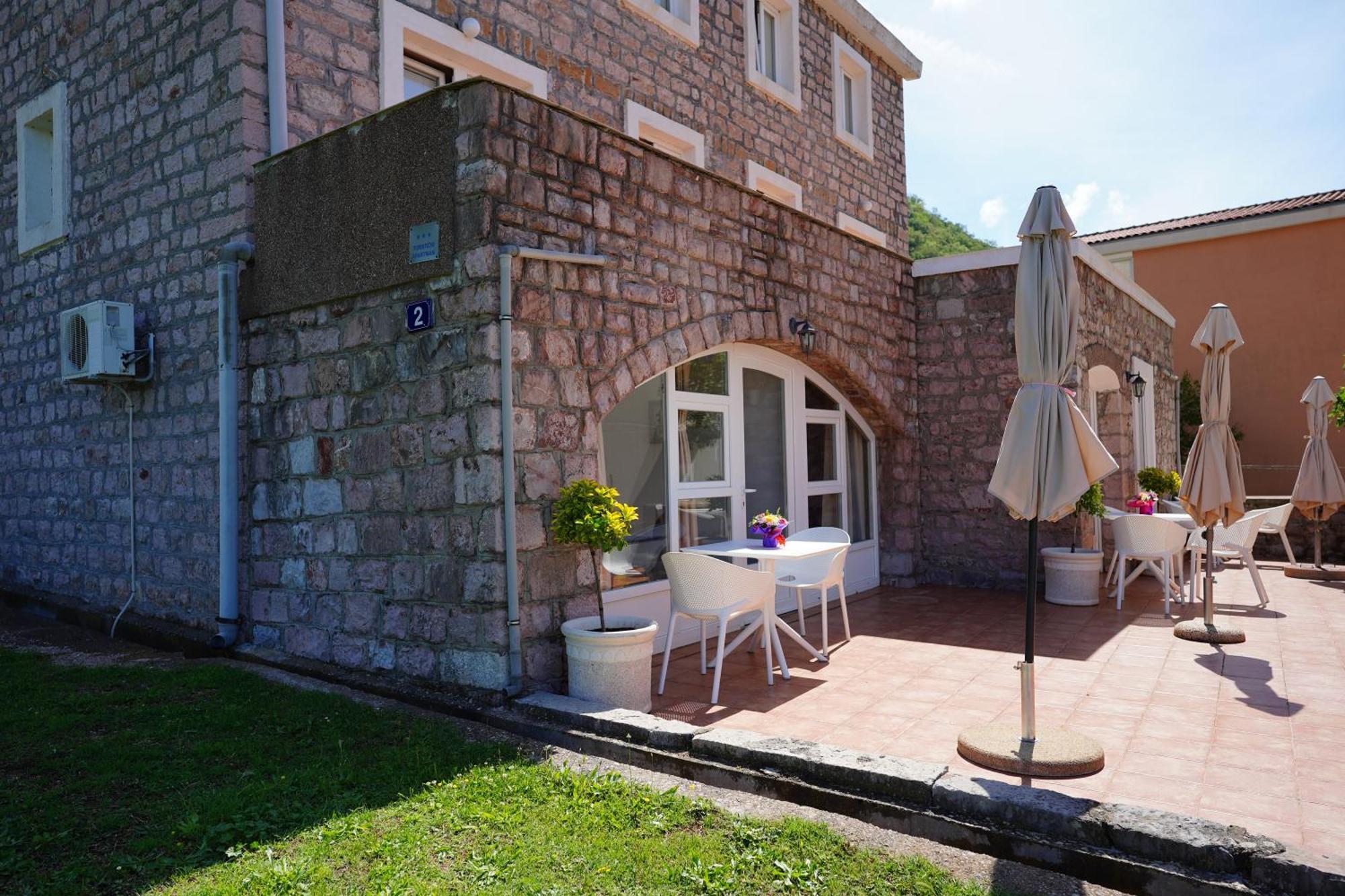 Apartments Pavlovic Petrovac Kültér fotó